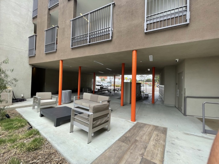 Stanford Apartments Photo 5