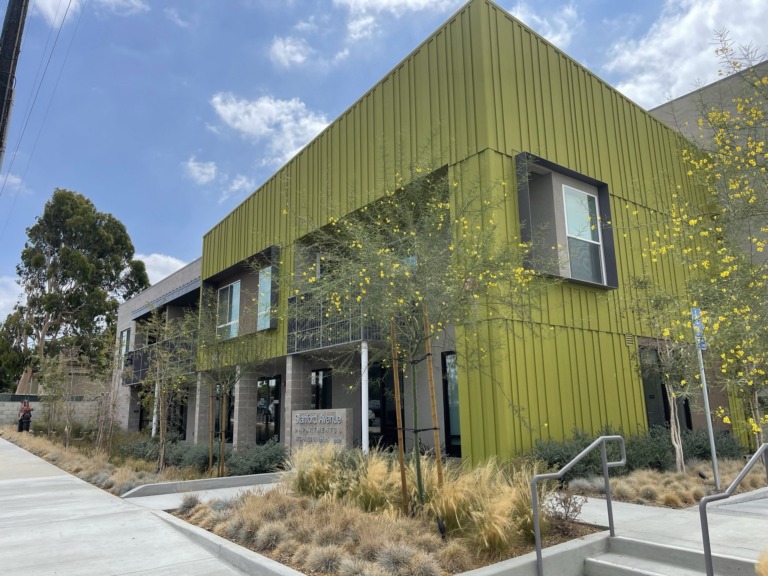 Stanford Apartments Photo 1