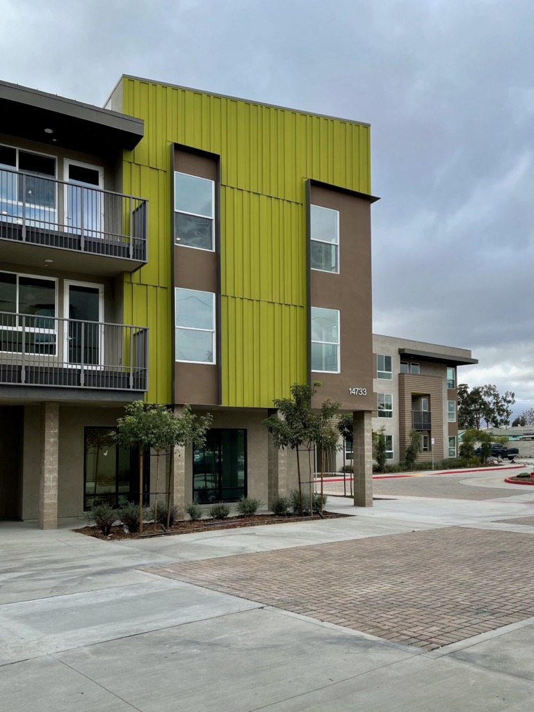 Stanford Apartments Photo 2